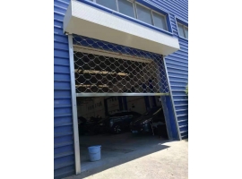 不锈钢通透型卷闸门