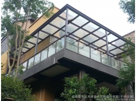 玻璃雨棚焊接安装