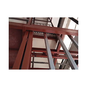 工业提升机焊接安装